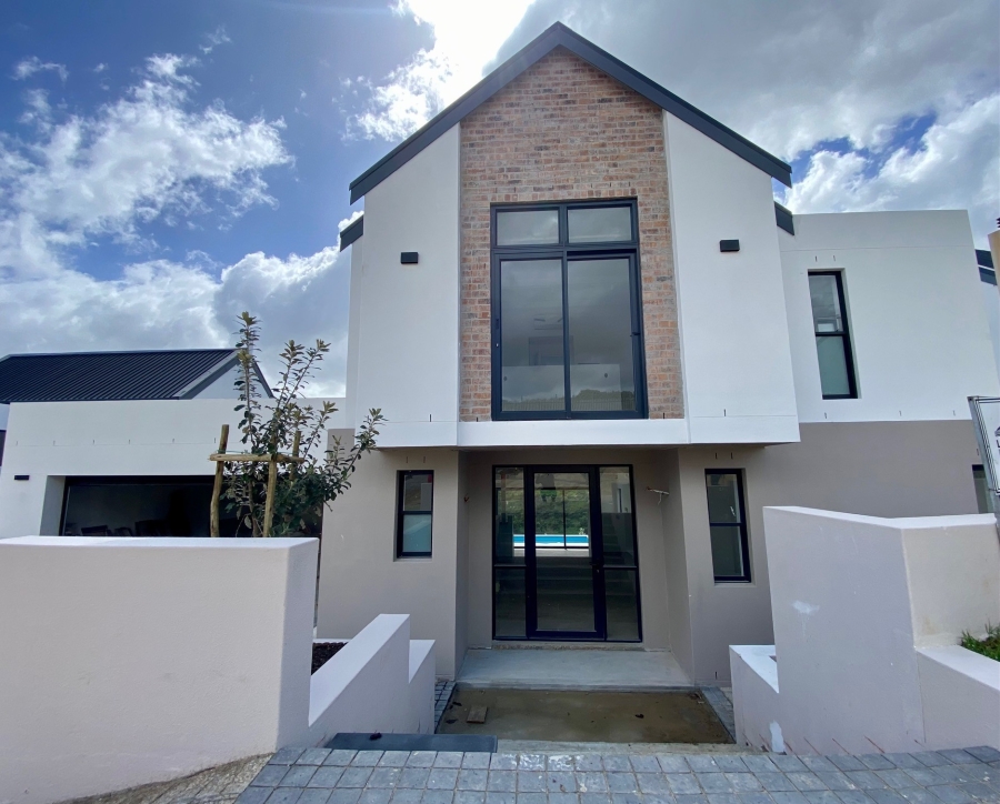 3 Bedroom Property for Sale in La Roche Western Cape